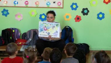 Jak spędzić bezpiecznie wakacje nad wodą.