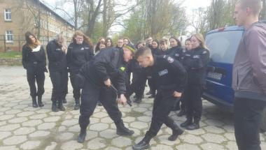 Mundurowa klasa z Kalisza z wizytą w szczecińskiej Straży Miejskiej