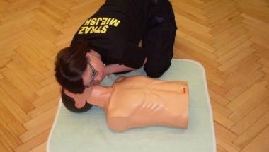 "Pierwsza pomoc przedmedyczna" - zajęcia praktyczne w SP 16