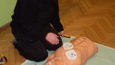 "Pierwsza pomoc przedmedyczna" - zajęcia praktyczne w SP 16