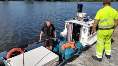 Wspólne sprzatanie plaży Mieleńskiej