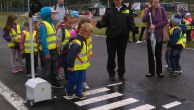 Festyn „Pierwszy dzwonek - bezpieczna droga do szkoły”