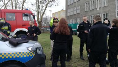 Bezpieczna wiosna w mundurze