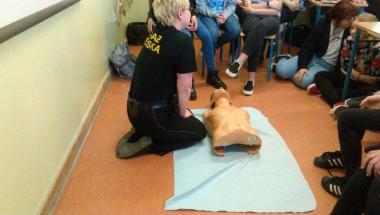 "Pierwsza Pomoc Przedmedyczna" - zajęcia w Gim. 20