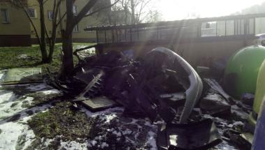 Strażnicy miejscy znaleźli sprawcę podrzucenia odpadów samochodowych