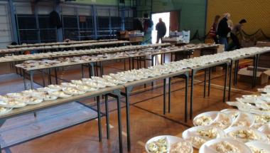 ŚNIADANIE WIELKANOCNE 2018 DLA OSÓB BEZDOMNYCH ORAZ SAMOTNYCH