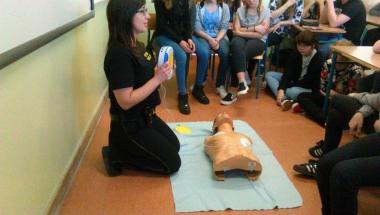 "Pierwsza Pomoc Przedmedyczna" - zajęcia w Gim. 20