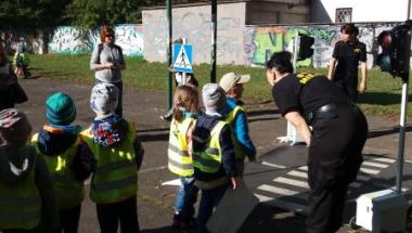 Strażnik Gryfuś uczy najmłodszych "ABC ruchu drogowego"