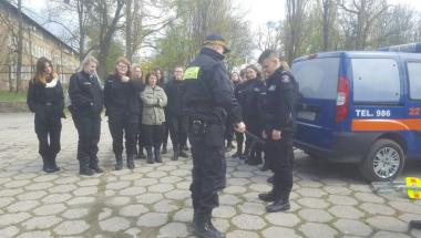 Mundurowa klasa z Kalisza z wizytą w szczecińskiej Straży Miejskiej