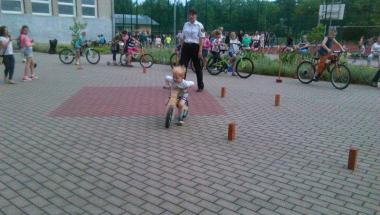 Rowerowy tor przeszkód - festyn SP 69
