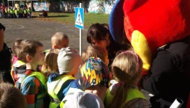 Strażnik Gryfuś uczy najmłodszych "ABC ruchu drogowego"