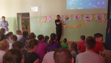 Jak bezpiecznie spędzić wakacje