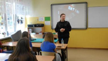 "Nikotyna legalny narkotyk" - prelekcje w Gim. 29