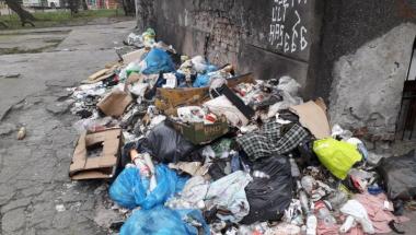 Podrzucił śmieci-zapłaci słono