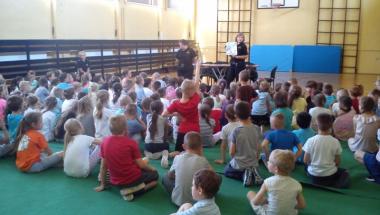 "Bezpieczne wakacje" - prelekcje w SP 42