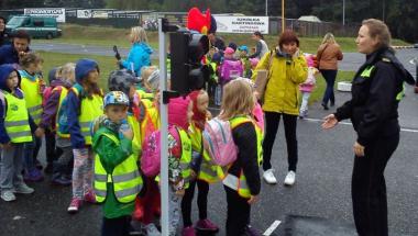 Festyn „Pierwszy dzwonek - bezpieczna droga do szkoły”