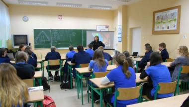 "Nikotyna legalny narkotyk" - prelekcje w Gim. 29