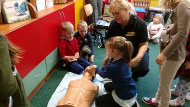 "Mały ratownik" - przedszkolaki uczą się udzielania pierwszej pomocy