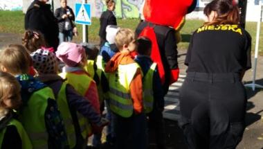 Strażnik Gryfuś uczy najmłodszych "ABC ruchu drogowego"
