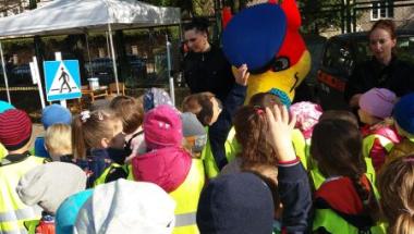 Strażnik Gryfuś uczy najmłodszych "ABC ruchu drogowego"