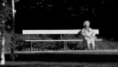 Strażnicy znaleźli niepełnosprawną kobietę