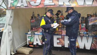 kontrole_stoisk_z_fajerwerkami-3.jpg