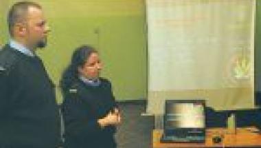 kurier_2_11_tn.jpg